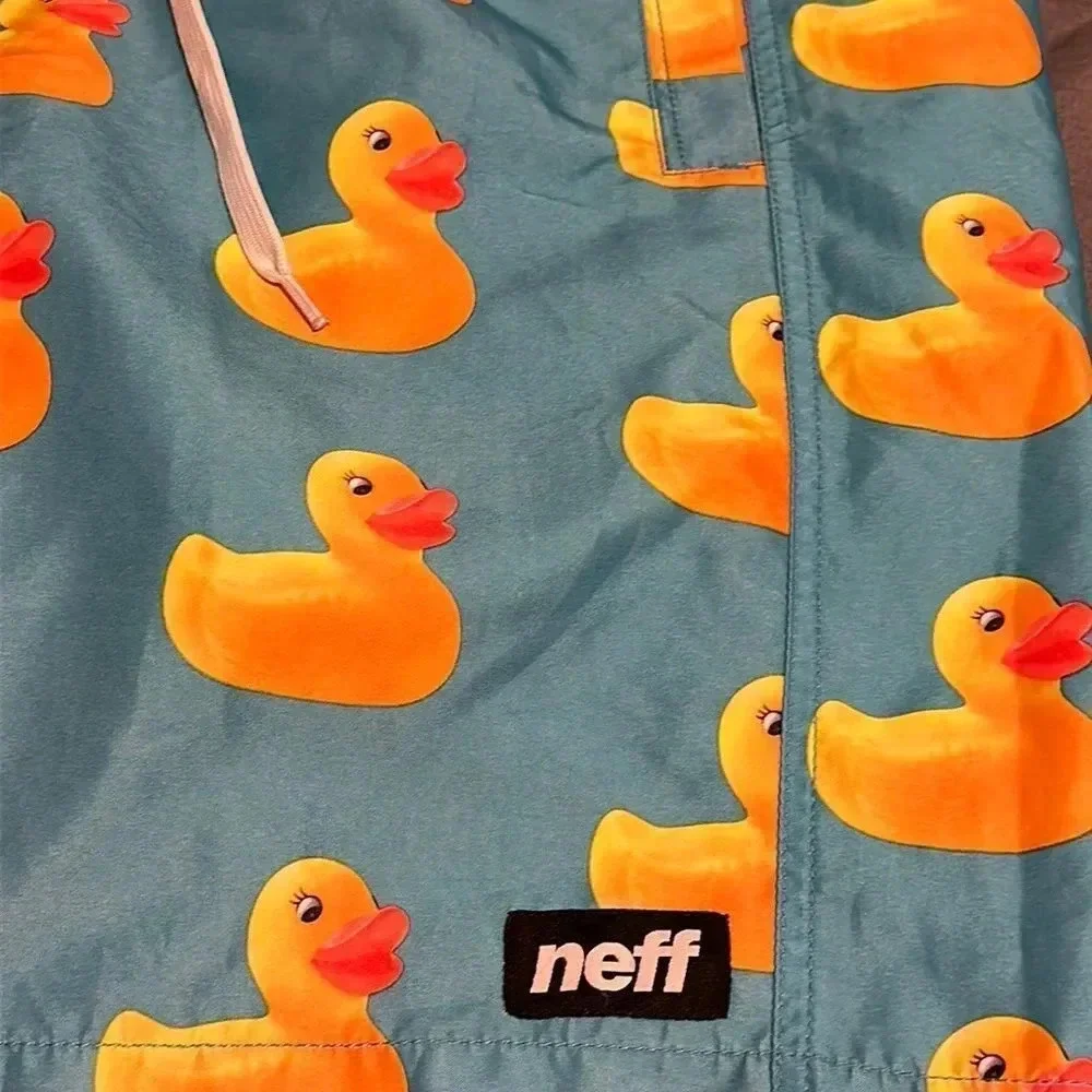 Neff ducky shorts Sz M